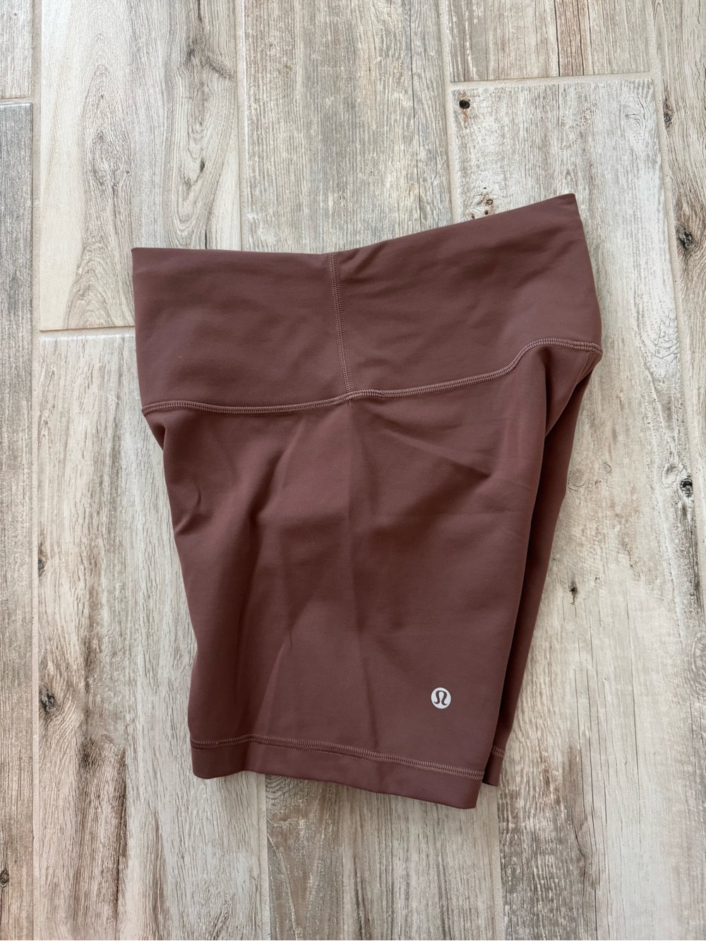 Lululemon Wunder Train High-Rise Short 6"
Dark Oxide Size 8 NWOT - Picture 9 of 13